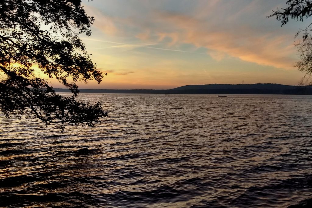 Der Tag beginnt leise